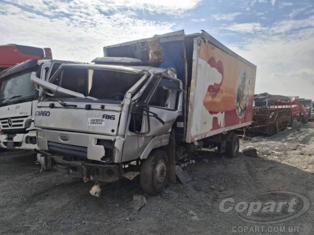 2013 FORD CARGO 816 