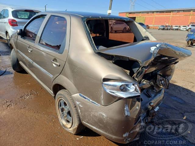 2011 FIAT SIENA 