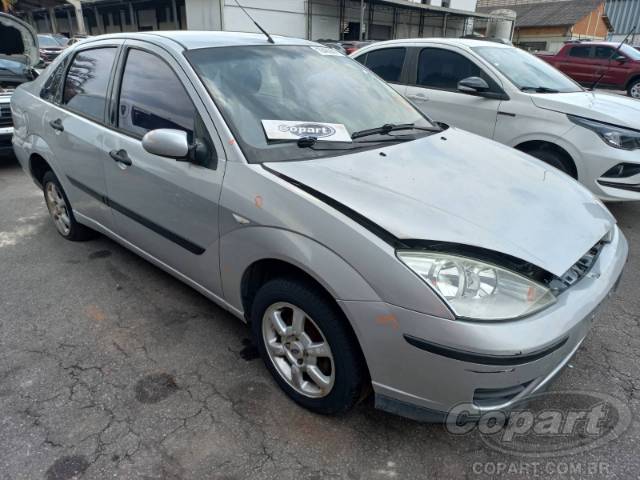 2006 FORD FOCUS SEDAN 