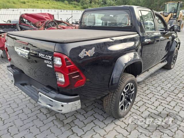 2024 TOYOTA HILUX CD 