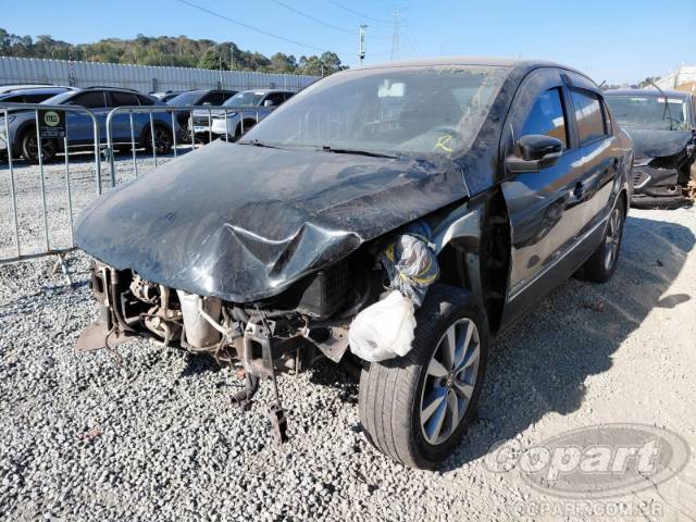 2014 VOLKSWAGEN VOYAGE 
