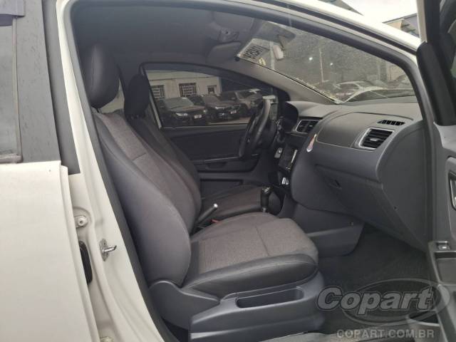 2013 VOLKSWAGEN FOX 