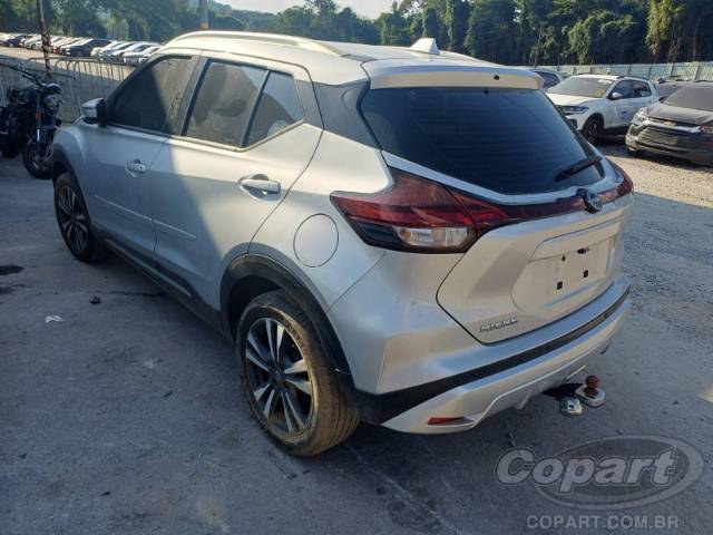 2024 NISSAN KICKS 