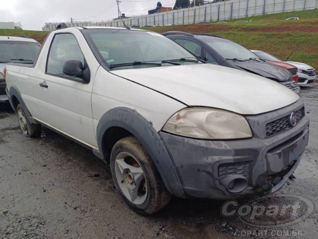 2015 FIAT STRADA 