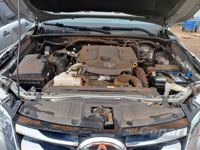 2017 TOYOTA HILUX SW4 