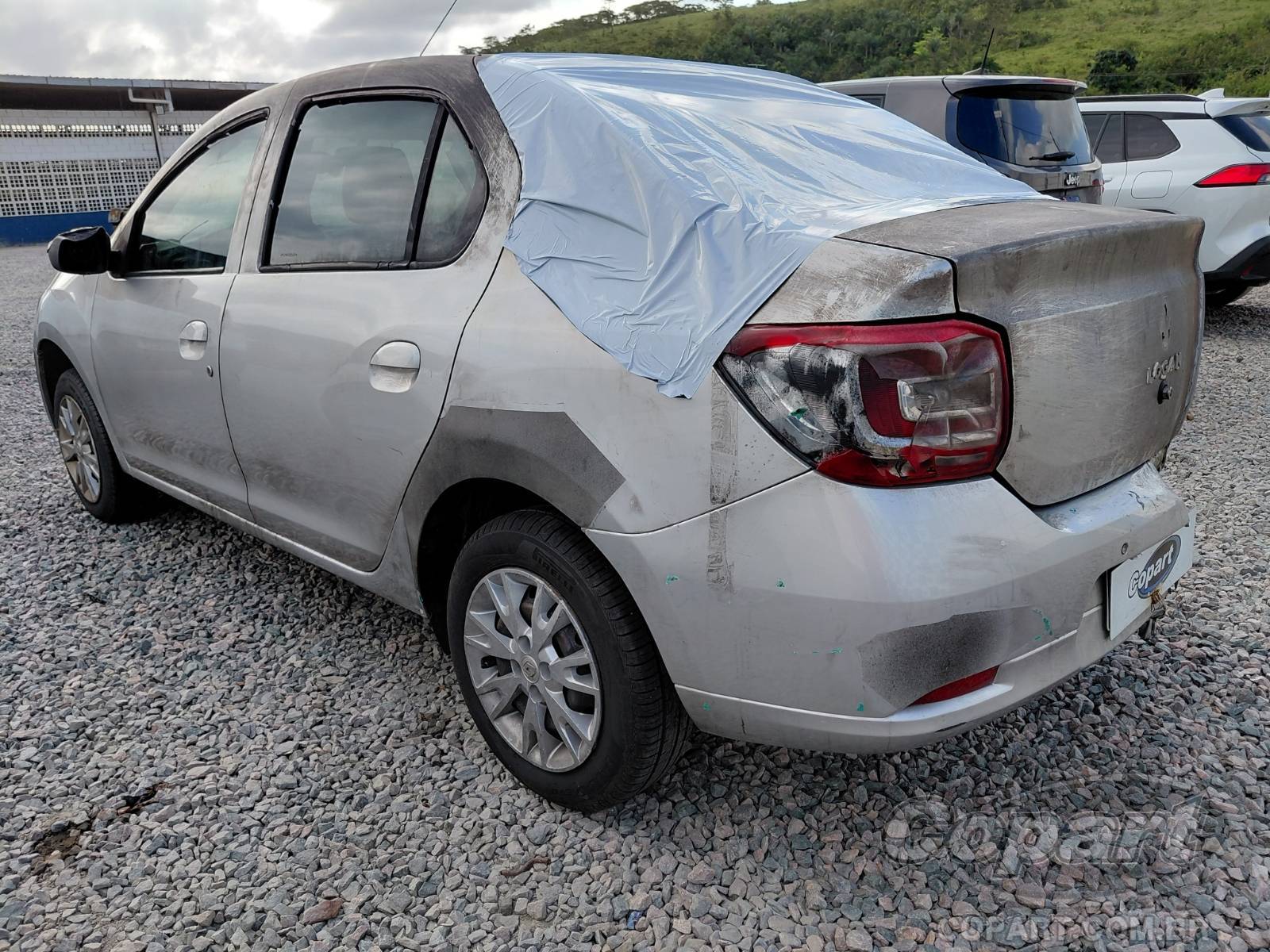 2023 RENAULT LOGAN — foto 11 de 12