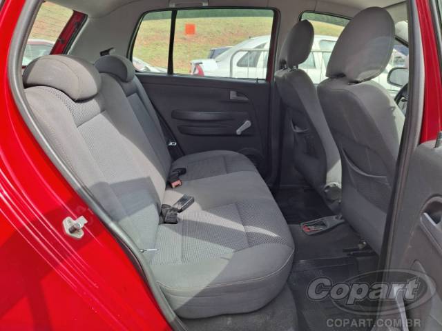 2010 VOLKSWAGEN FOX 