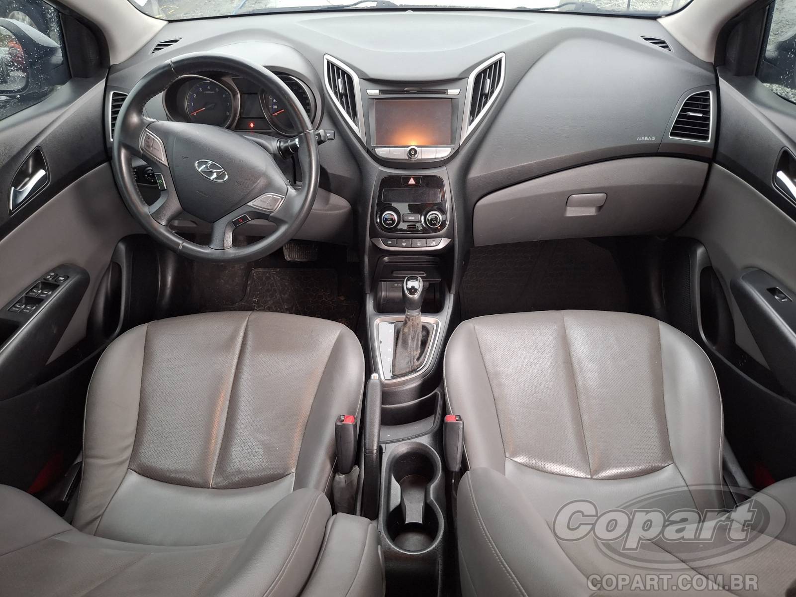 2016 HYUNDAI HB20S — foto 9 de 14