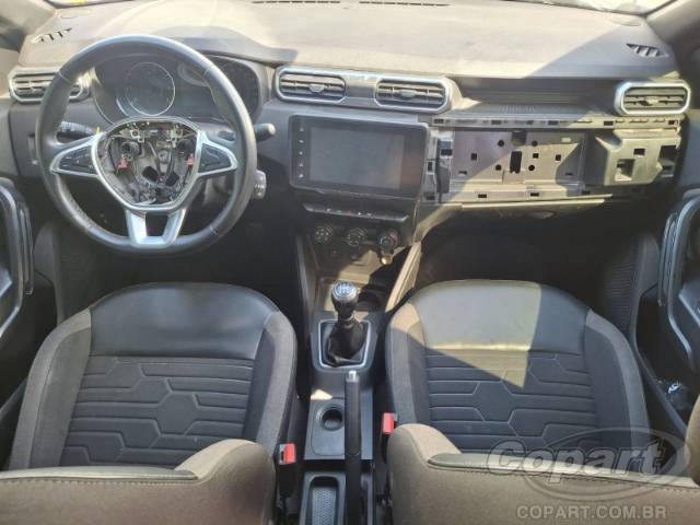 2024 RENAULT DUSTER 