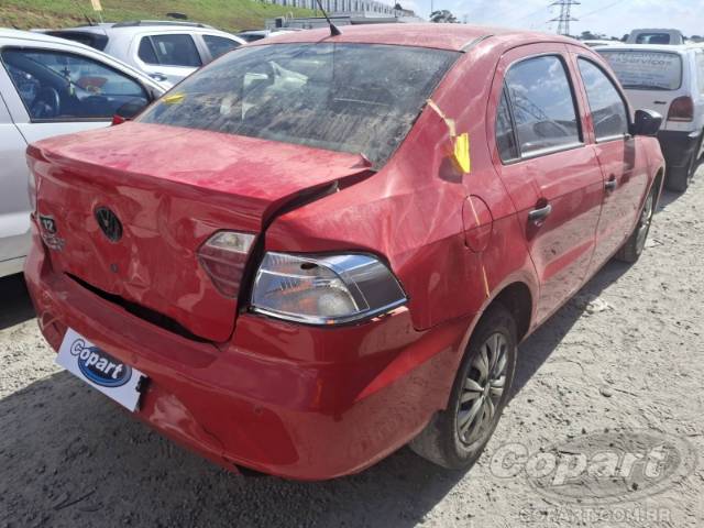 2015 VOLKSWAGEN VOYAGE 