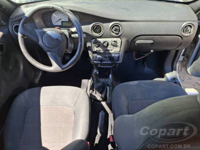 2002 CHEVROLET CELTA 