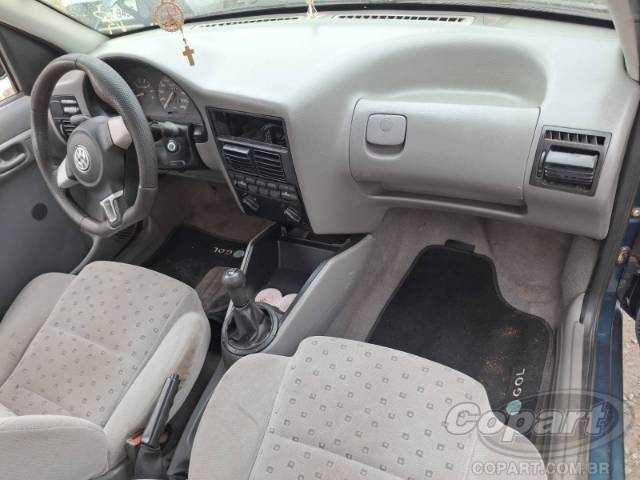 2001 VOLKSWAGEN GOL 