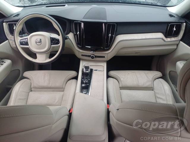 2023 VOLVO XC60 