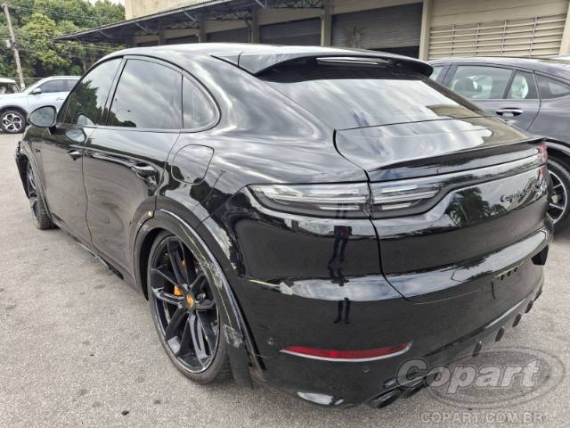 2023 PORSCHE CAYENNE COUPE 