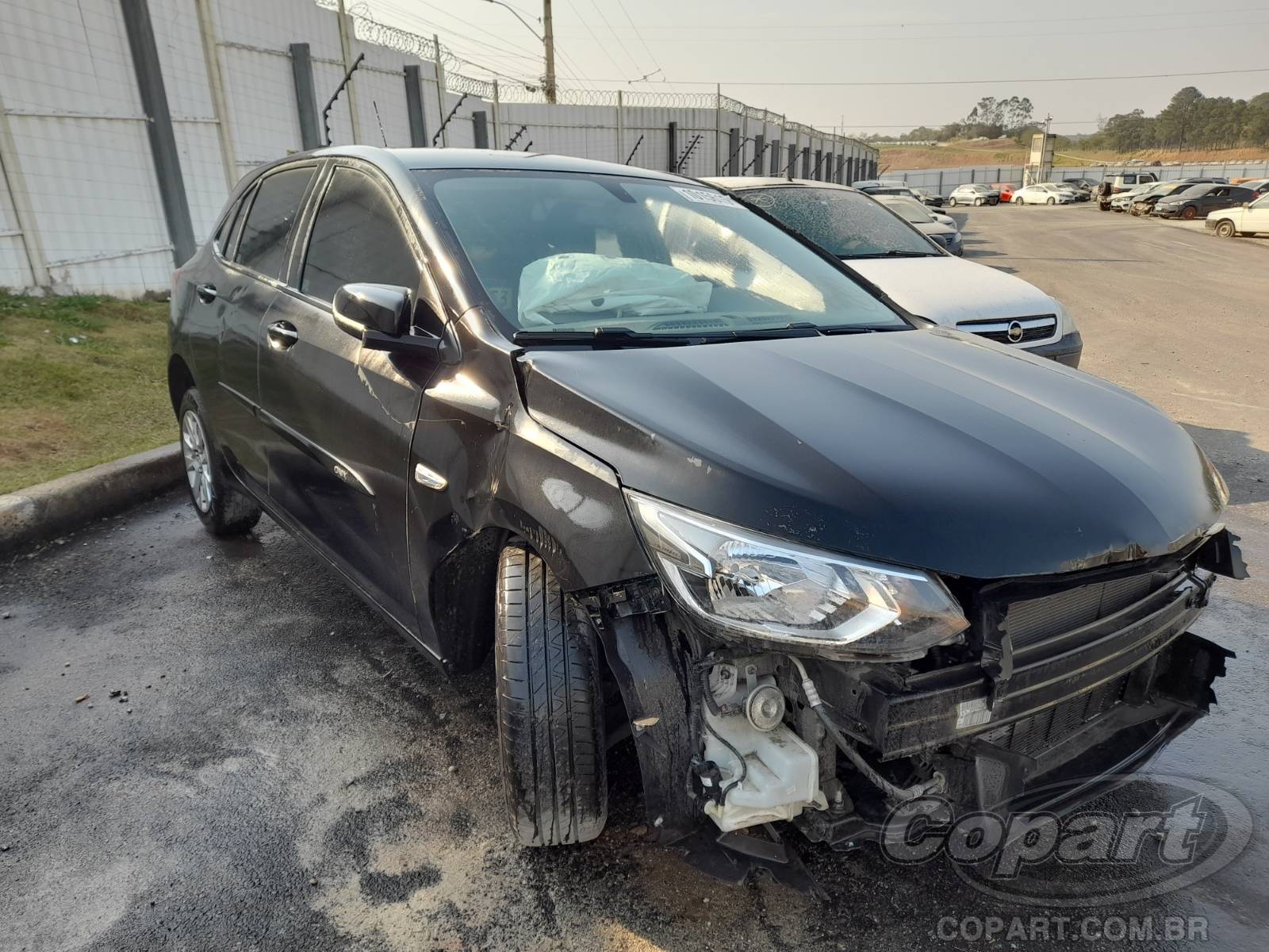 Veículo GM - Chevrolet Onix 2020 CHEVROLET ONIX LT 1.0 12V ECOTEC 2020 em leilão