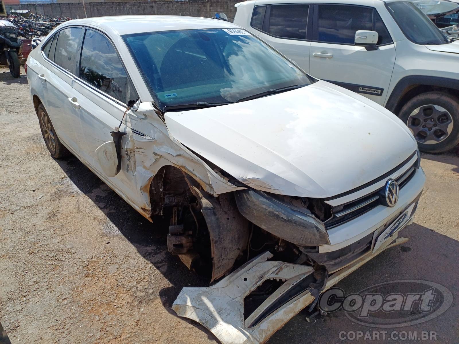 Volkswagen Virtus Comfortline 2019 Médio Dano