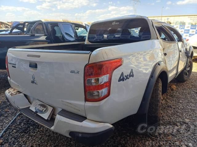 2022 MITSUBISHI L200 TRITON 