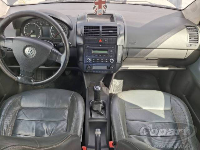 2010 VOLKSWAGEN POLO SEDAN 