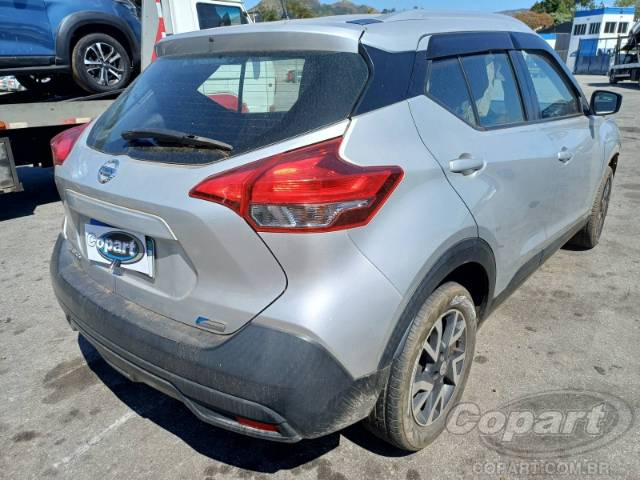2018 NISSAN KICKS 
