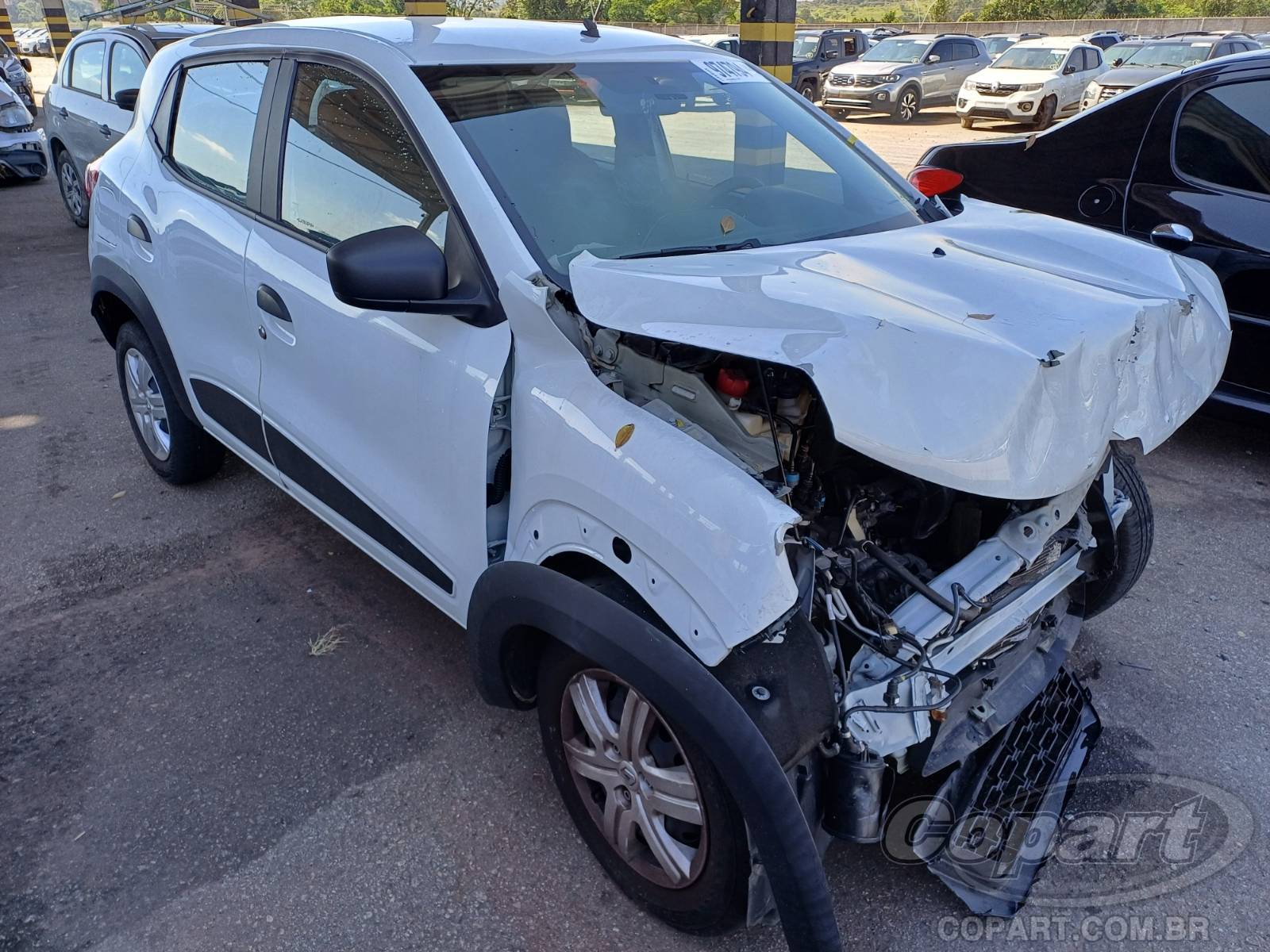 Renault Kwid Zen 1.0 SCe 2020 Médio Dano Frontal