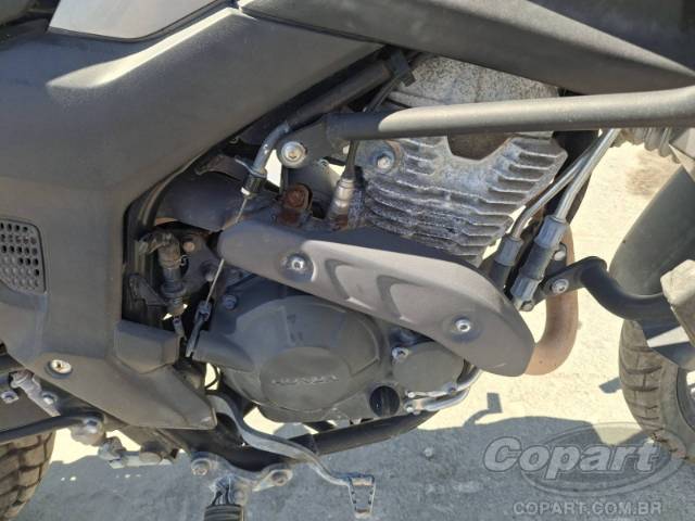 2025 HONDA XRE SAHARA 300 