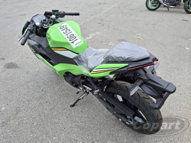 2025 KAWASAKI NINJA 500 