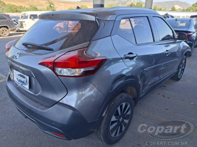 2019 NISSAN KICKS 