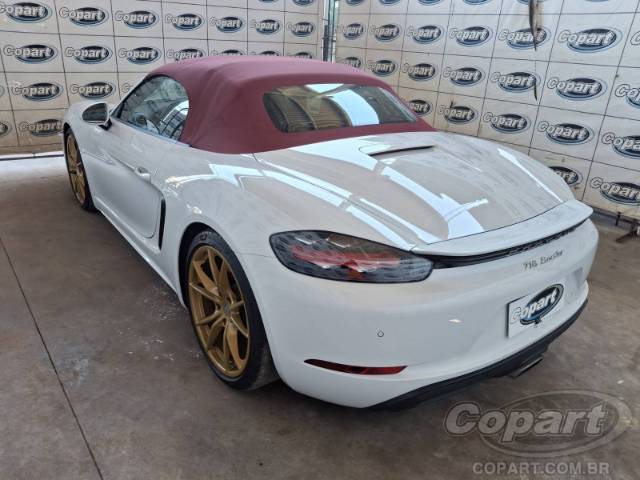 2021 PORSCHE 718 BOXSTER 