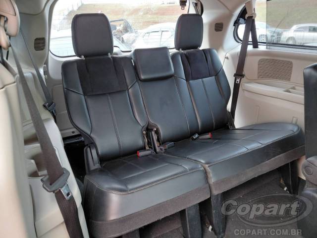 2014 CHRYSLER TOWN   COUNTRY 