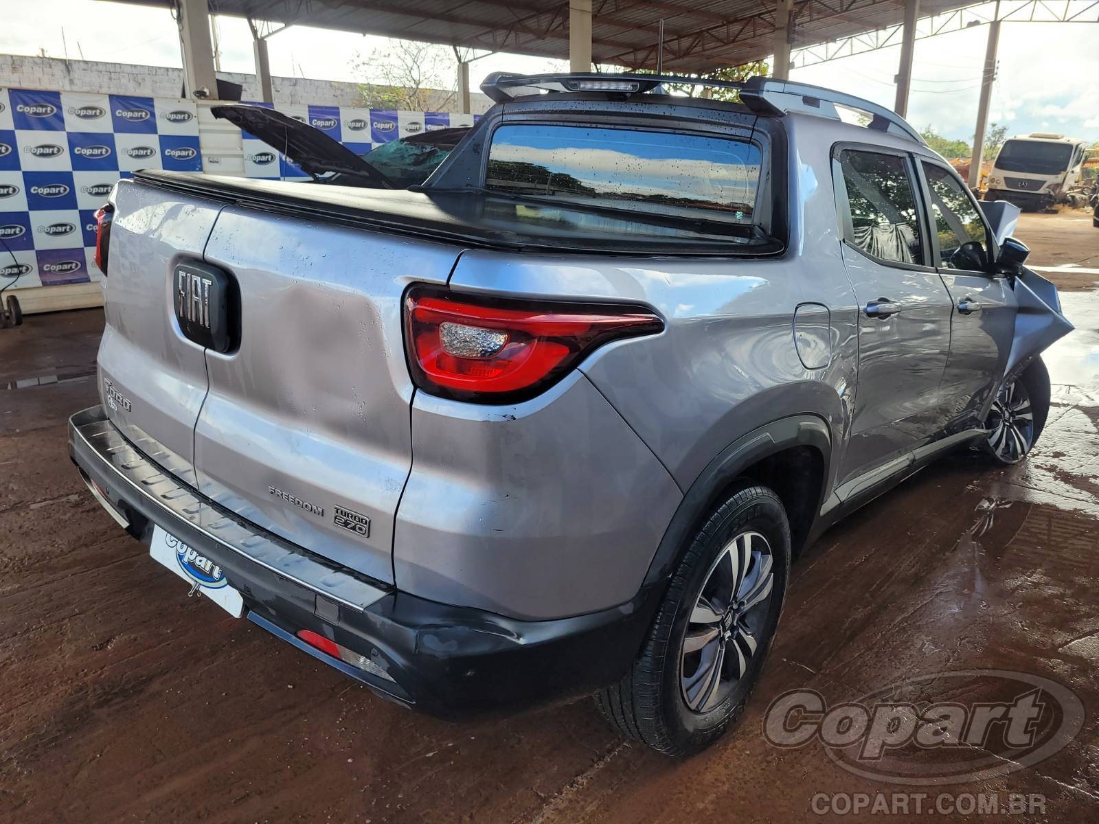 2025 FIAT TORO — foto 4 de 10