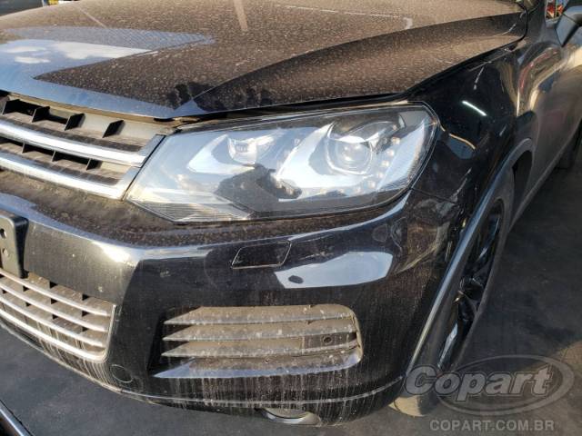 2014 VOLKSWAGEN TOUAREG 