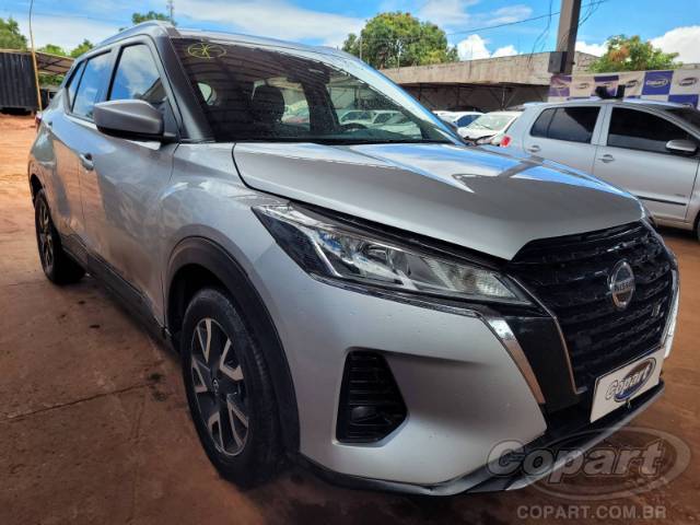 2022 NISSAN KICKS 