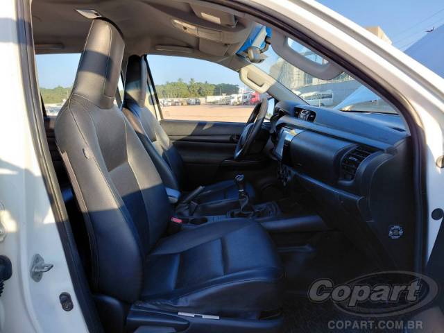 2022 TOYOTA HILUX CD 