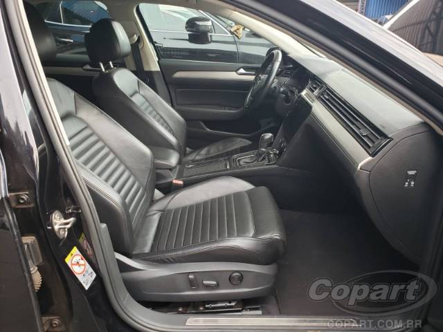 2018 VOLKSWAGEN PASSAT 