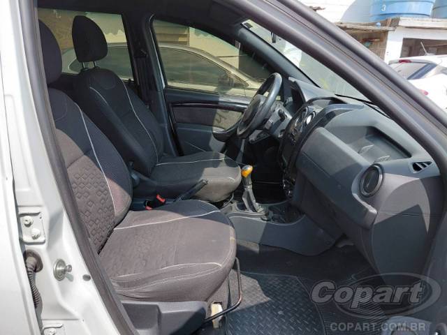 2021 RENAULT DUSTER OROCH 