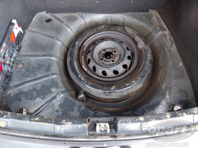 2010 CHEVROLET CLASSIC 