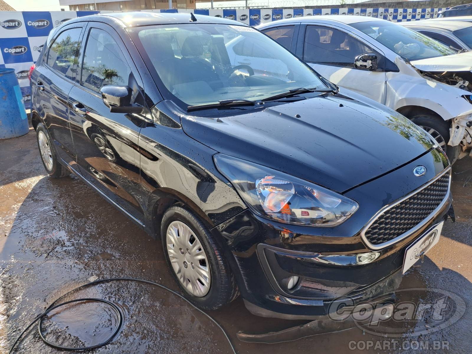 Veículo Ford Ka Ford Ka SE Plus AT 1.5 12V Ti-VCT 2021 Colisão 2021 em leilão
