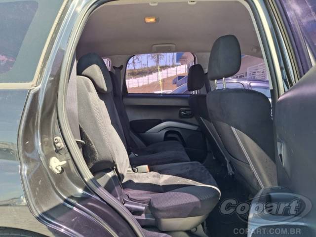 2011 MITSUBISHI OUTLANDER 