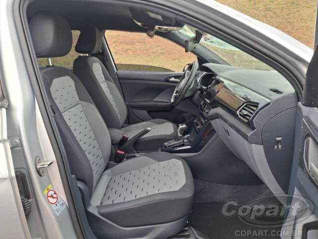 2022 VOLKSWAGEN T-CROSS 