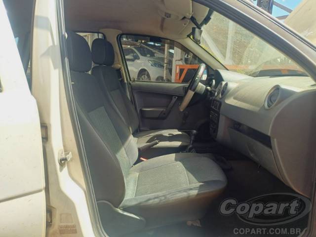 2013 VOLKSWAGEN GOL 