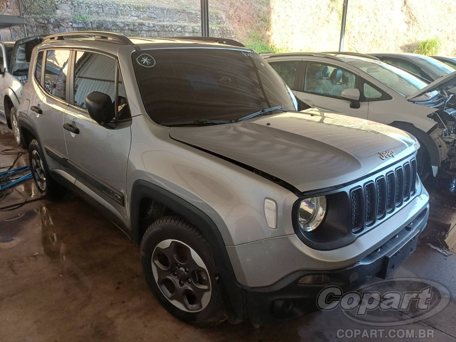 Veículo Fiat Renegade JEEP Renegade 1.8 Flex 2020 2020 em leilão