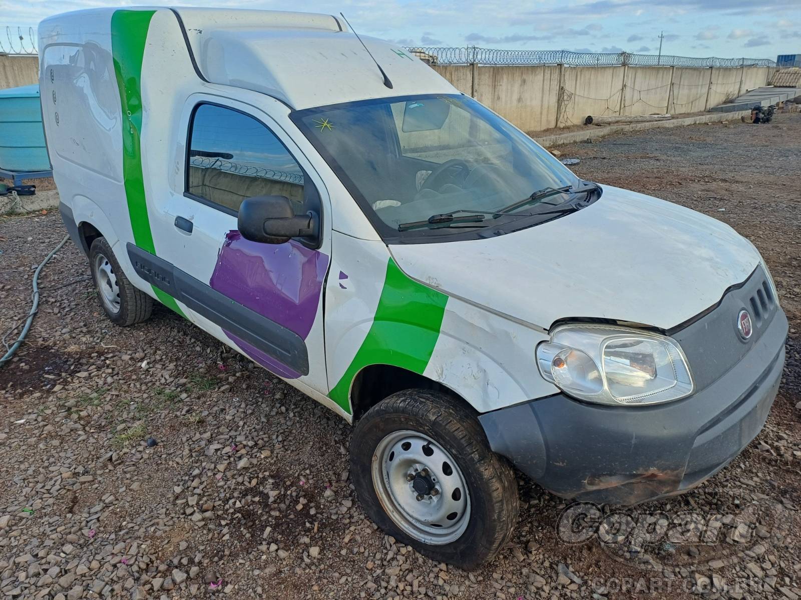 Veículo Fiat Fiorino Fiat Fiorino Furgão Hard Working 1.4 Evo 2020 Pequena Monta 2020 em leilão