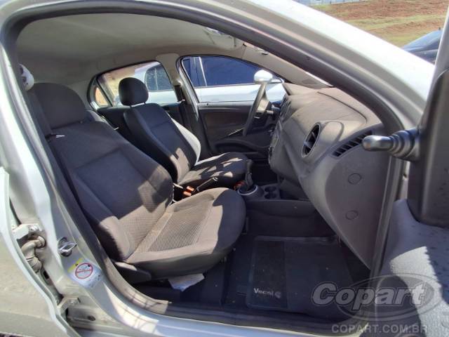 2015 VOLKSWAGEN GOL 
