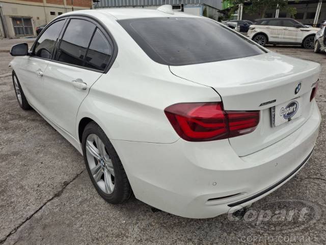 2018 BMW SERIE 3 