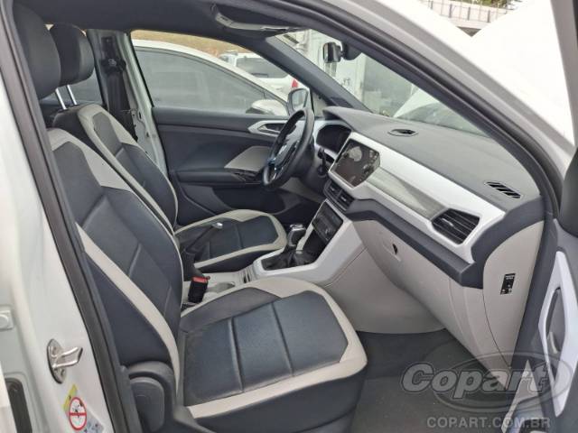 2020 VOLKSWAGEN T-CROSS 