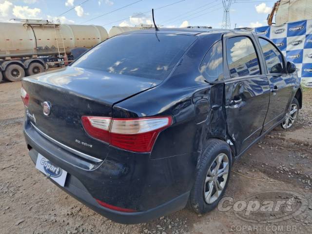 2016 FIAT GRAND SIENA 