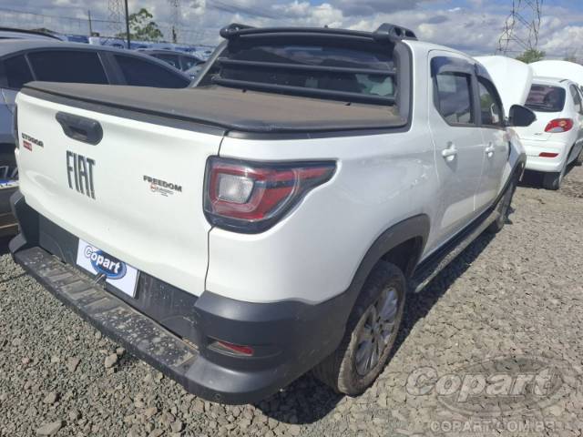 2021 FIAT STRADA CD 