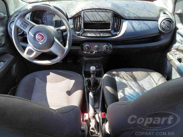 2015 FIAT UNO 