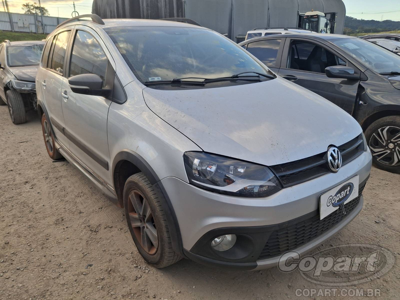 VOLKSWAGEN SPACEFOX 2011