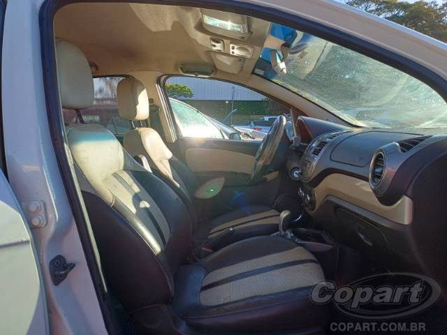 2017 FIAT GRAND SIENA 